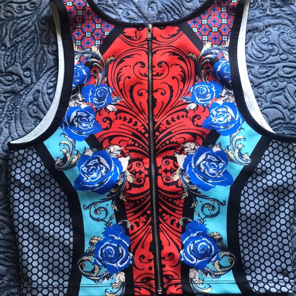 Jealous Tomato Zip up Back Crop Top - Picture 2 of 2